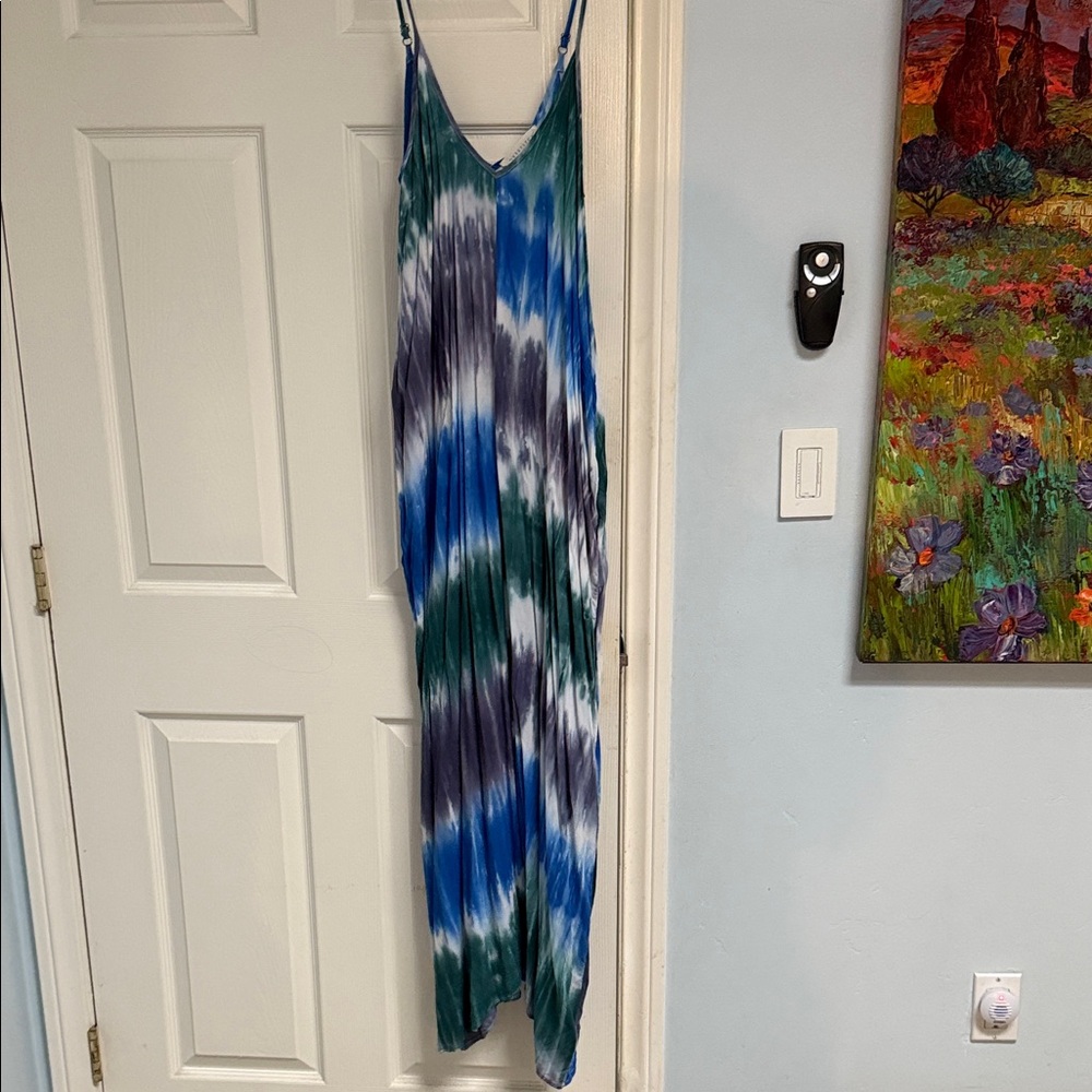 Lovestitch Blue and White Tie-Dye Maxi Dress